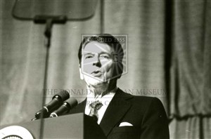 Image description is not available for 1984.074